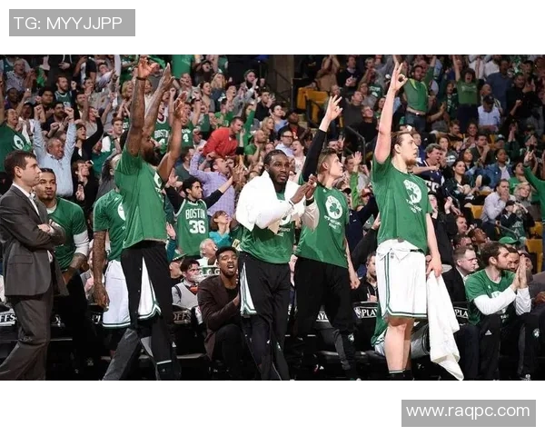 凯尔特人主场迎战骑士期待精彩对决球迷热情高涨气氛火爆