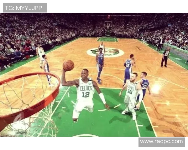 快船与凯尔特人激战加时赛绝杀瞬间引爆全场激情