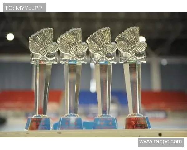 重庆羽毛球队与西安羽毛球队赛后复盘分析合作默契与战术执行情况