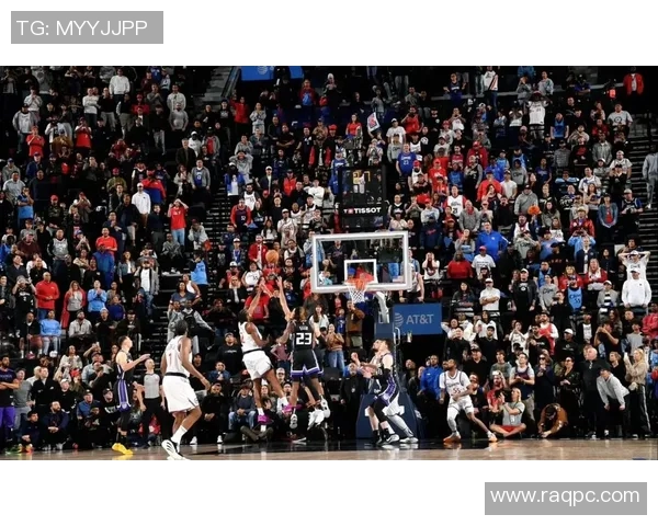 骑士与雄鹿激战12月21日球迷期待精彩对决与精彩表现 骑士与雄鹿激战12月21日球迷期待精彩对决与精彩表现