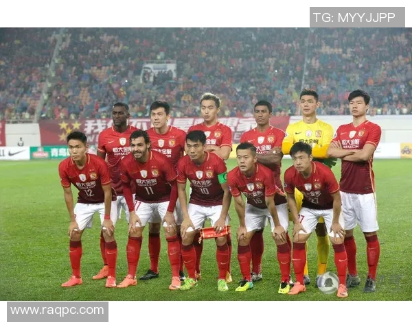 恒大与上港激战正酣PPTV直播精彩瞬间回顾与分析